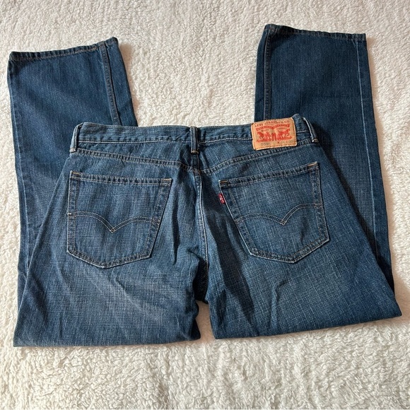 Levi’s 559 Men’s Bootcut Dark Wash Jeans W34 L30 - Picture 3 of 3